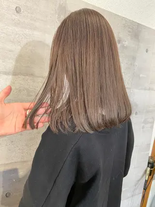 セミロング カラー 岡本康平/レイヤー ミントカラーのヘアスタイル