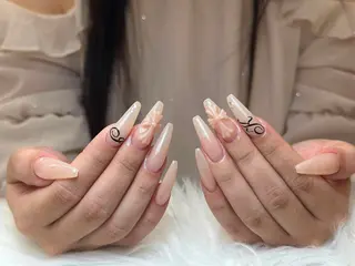 ネイル NIE MoMoのネイルデザイン
