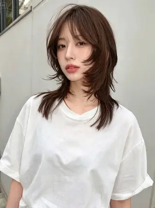 セミロング カラー 韓国レイヤーカット 🫧大阪梅田レイヤーのヘアスタイル