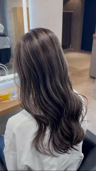 セミロング ❤️満足仕上げ❤️ 👑札幌美容室👑のヘアスタイル