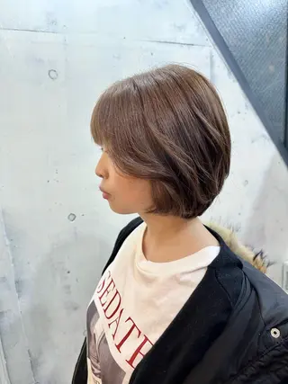 ショート カラー マエダ カズエ🫶 coronahairのヘアスタイル