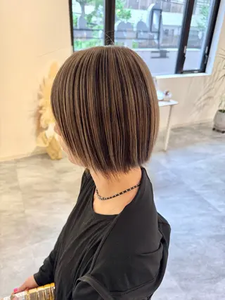 ショート カラー ツチイ リョウタのヘアスタイル