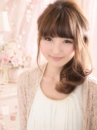 ミディアム カラー grand juteのヘアスタイル