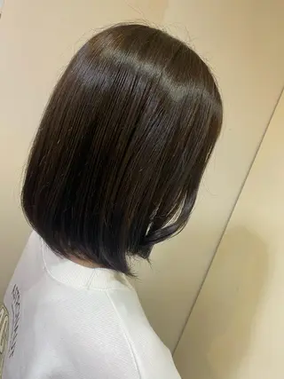 ショート 透け感ベージュ /ミハルのヘアスタイル
