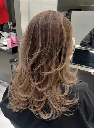ロング Kotomi 🇺🇸💋のヘアスタイル