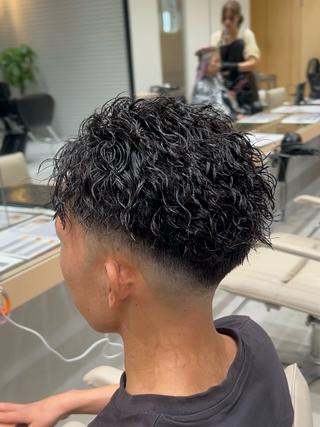 パーマ メンズ 🐲ツイスパ🐲 フェード/龍のヘアスタイル