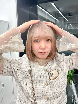ショート カラー ブリーチ&髪質改善 TAIGAのヘアスタイル