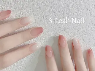 ミディアム 💅 リリアのネイルデザイン