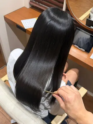 ロング 艶髪/透明感 髪質改善　YUKIのヘアスタイル