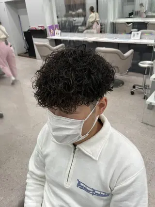 ショート 京都河原町 メンズパーマ助川龍哉のヘアスタイル
