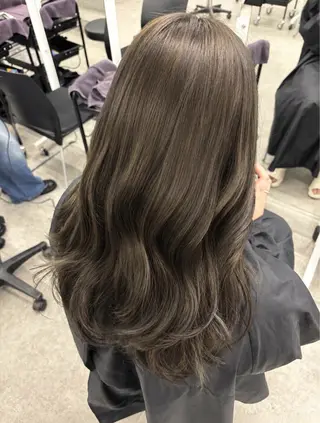 ロング カラー うる艶ワンホン/ HINANO🩶のヘアスタイル