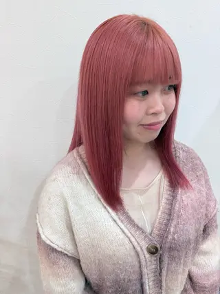 セミロング カラー 村岡 芽衣のヘアスタイル