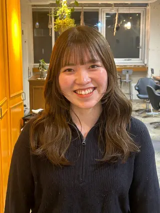 セミロング カラー ナチュラル大人っぽい スタイル MAORIのヘアスタイル