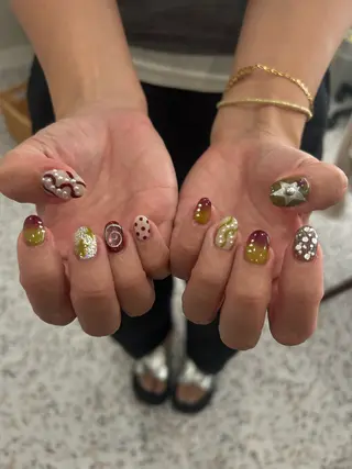 ネイル 小松 千冬のネイルデザイン