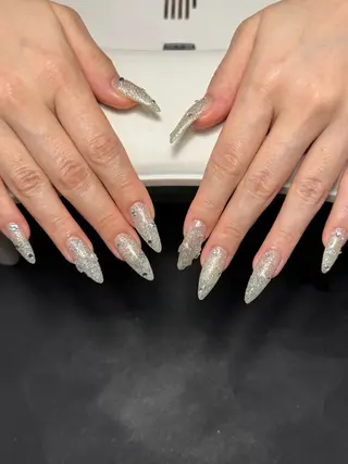 ネイル moni nailのネイルデザイン
