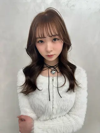 ロング カラー ヘアアレンジ MIYU/ケアブリ ーチカラー／デザインのヘアスタイル