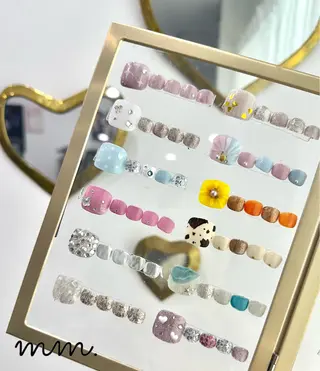 ネイル 🩷🩵mm.大宮 Riyo🧸🩵🩷のネイルデザイン