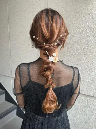 ロング ヘアアレンジ カラーパティシエ facce🌼ikoのヘアスタイル