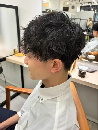 パーマ メンズ 室谷 ゆりあのヘアスタイル