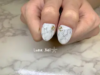 ネイル BeauJu by Luana Nailのネイルデザイン