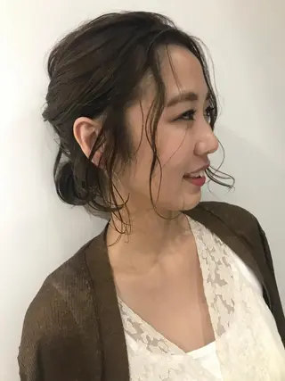 ヘアアレンジ 💓パーマ，💗 レイヤーカットのヘアスタイル