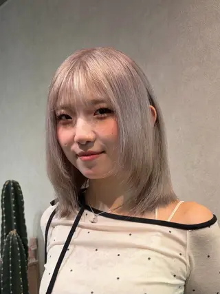 ミディアム カラー 透明感カラー🫧🎀 まりなのヘアスタイル