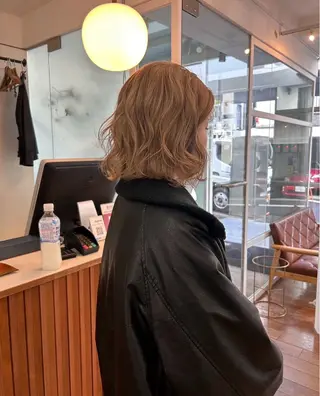 ショート かがやしづ ⭐️ベージュのヘアスタイル