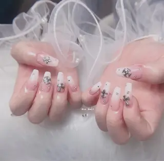 ネイル HIN NAILのネイルデザイン