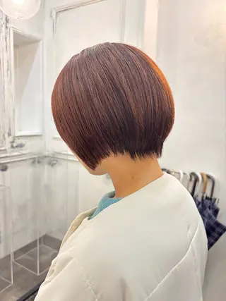 ショート ボブ・カラー 琴音のヘアスタイル