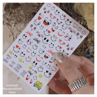 ミディアム ネイル 🐾enen style 🐾のネイルデザイン