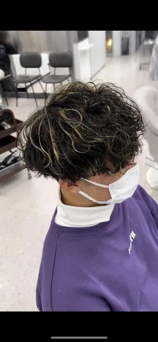 ショート 京都河原町 メンズパーマ助川龍哉のヘアスタイル