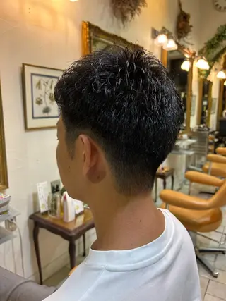 メンズ タテイシ アサノのヘアスタイル