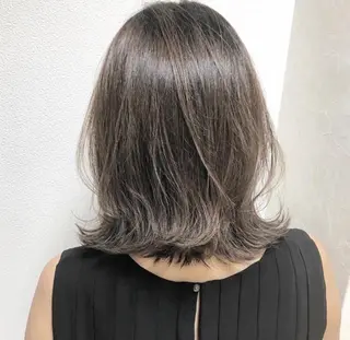 ミディアム カラー KAEDE🎀 縮毛矯正&パーマ特化のヘアスタイル