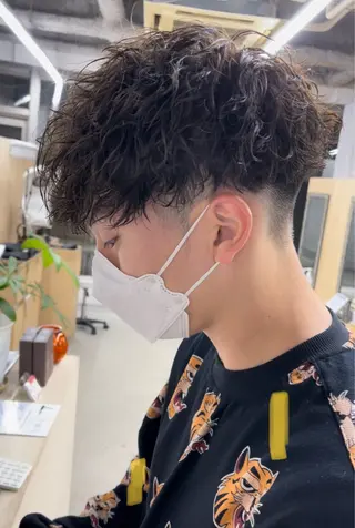 ショート パーマ メンズ 田畑 智規のヘアスタイル