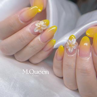 ネイル M.Queenネイル サロン天神今泉店のネイルデザイン