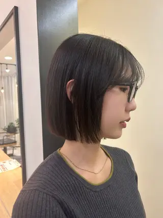ショート カラー hubhair レイヤー/透明感のヘアスタイル