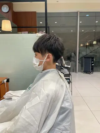 ショート メンズ 髙田 千華 髪質改善ストレートのヘアスタイル