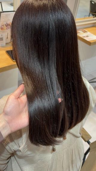 ロング 藤田 小波のヘアスタイル