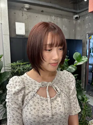ショート カラー ほらぐちるい𖤐 /レイヤー/ツヤ感のヘアスタイル