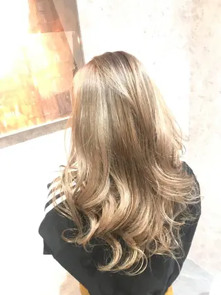 ロング カラー 髪質改善🩶 美髪矯正オガタのヘアスタイル