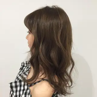 セミロング ヘアアレンジ 三瓶 眞実子のヘアスタイル