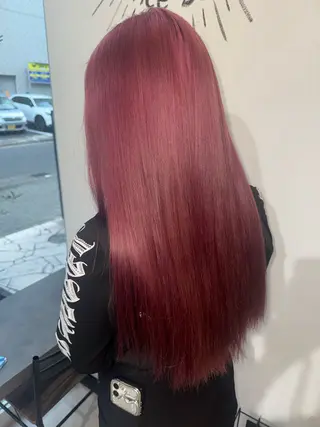ロング カラー 小笠原 菜緒のヘアスタイル