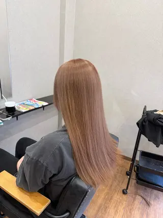 ロング カラー 鵜飼 真伍のヘアスタイル