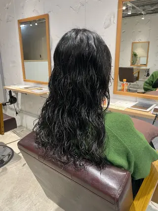 ロング カラー パーマ レイヤー×初 パーマ|hinakoのヘアスタイル