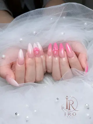 ネイル IRO Nail Studioのネイルデザイン