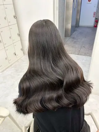 ロング カラー 🤍透明感推しカラー 🤍yui‪💞✨のヘアスタイル