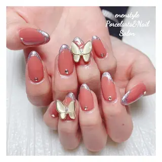ミディアム ネイル 🐾enen style 🐾のネイルデザイン