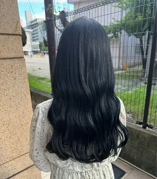 ロング カラー まつお ゆいのヘアスタイル