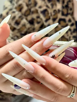 ロング rose ネイルサロンのネイルデザイン