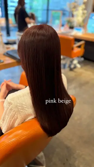 ロング カラー 髪質改善カラー ベージュ🤎YUMEのヘアスタイル